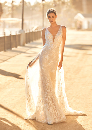 Marli gown by Pronovias with floral and Chantilly lace layers.