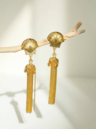 Marlowe 18K Antique Gold Shell Tassel Earring