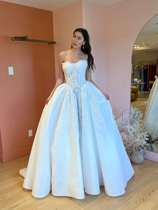 Structured lace corset ballgown with shiny organza skirt