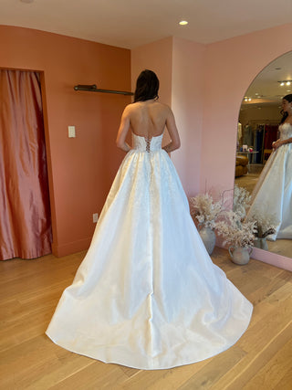 Structured lace corset ballgown with shiny organza skirt