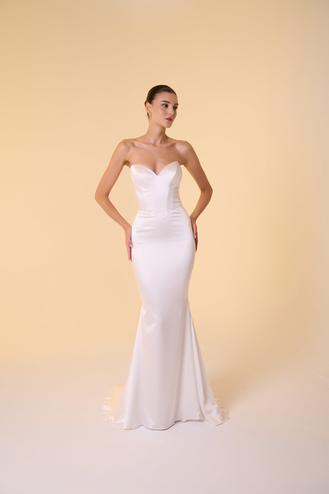 mermaid drop waist wedding dress Drop Waist Tiered Tulle White Mermaid Wedding Gown