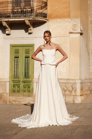 Mia Lavi couture bridal skirt in crepe satin featuring signature side panels, refined seams, and luxurious made-to-order craftsmanship