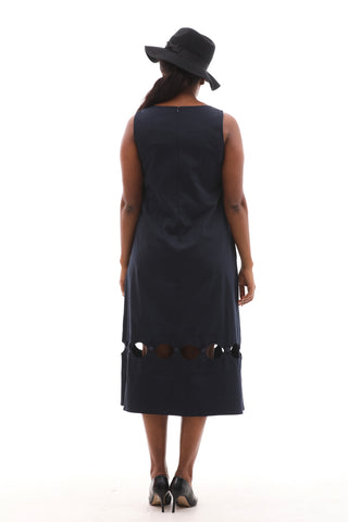 Refined sleeveless midi dress with a sleek silhouette, practical pockets, back zipper, and chic details for formal occasions.