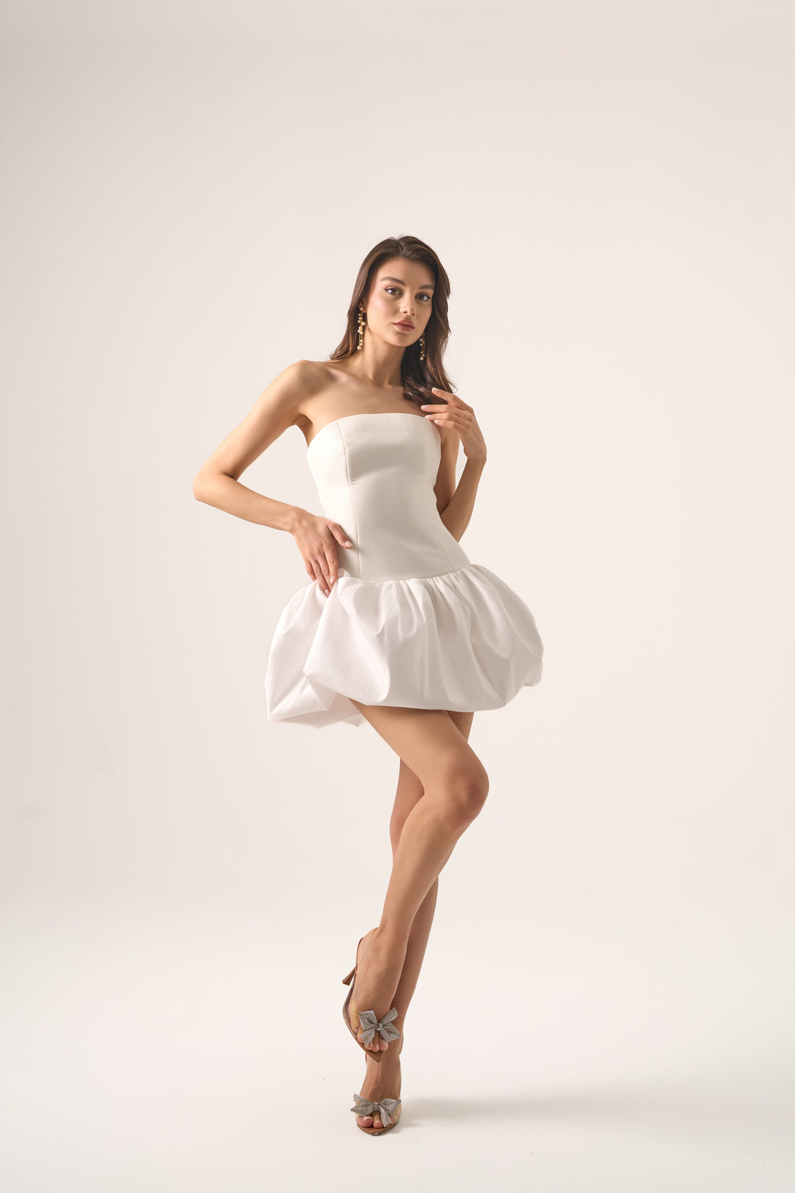 Modern Taffeta Bubble Mini Bridal Dress Modern Taffeta Bubble Mini Bridal Dress