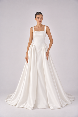 Alessia square wedding gown