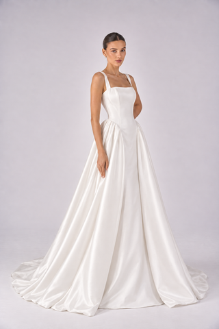 Alessia square wedding gown