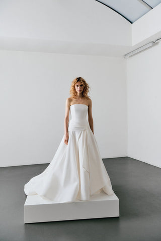 VRM511 - THE SASH ELEGANCE
