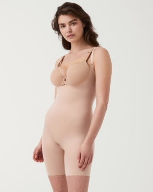 Thinstincts® 2.0 Open-bust Mid-thigh Bodysuit